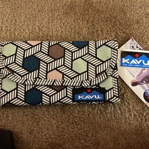 Kavu Wallet brand new